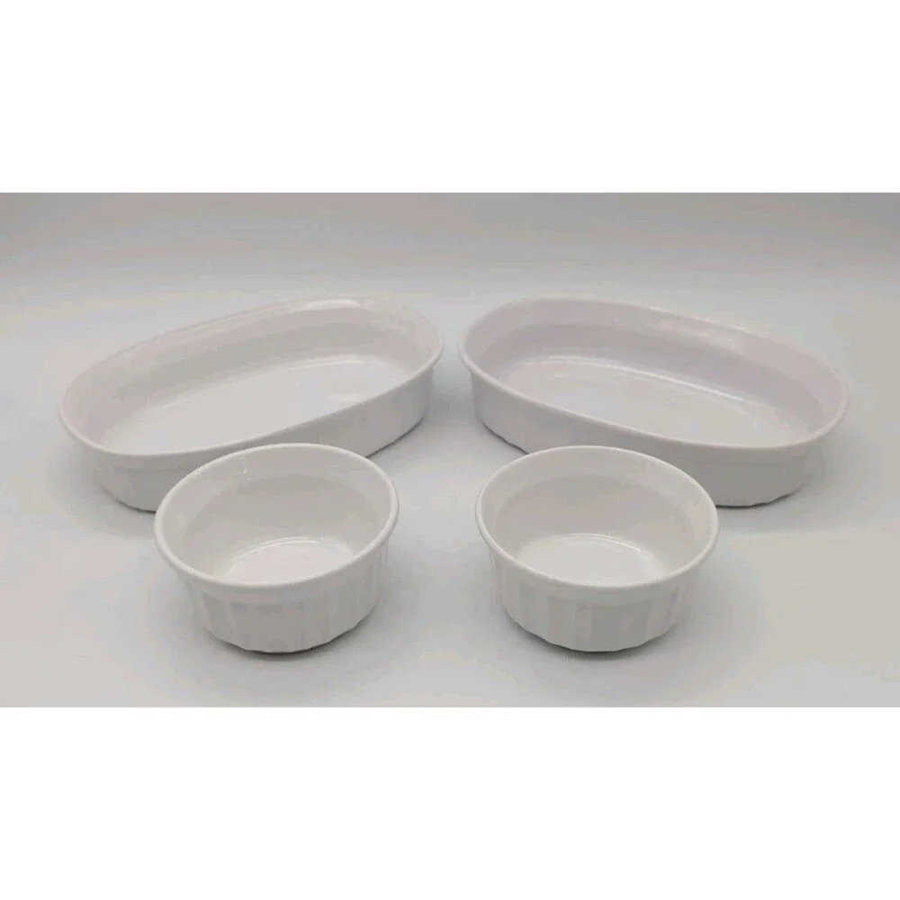 2 Corning Ware French White F-15-B Oval Casserole Baking Dishes And  2 Ramekins